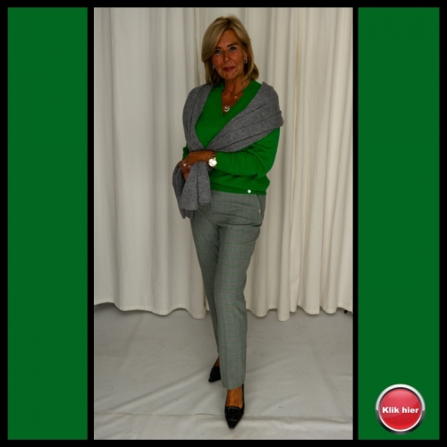 Green Cashmere Look